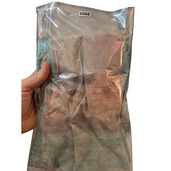 EUC Teeki feather pastel leggings yoga activewear sz S - Picture 3 of 7